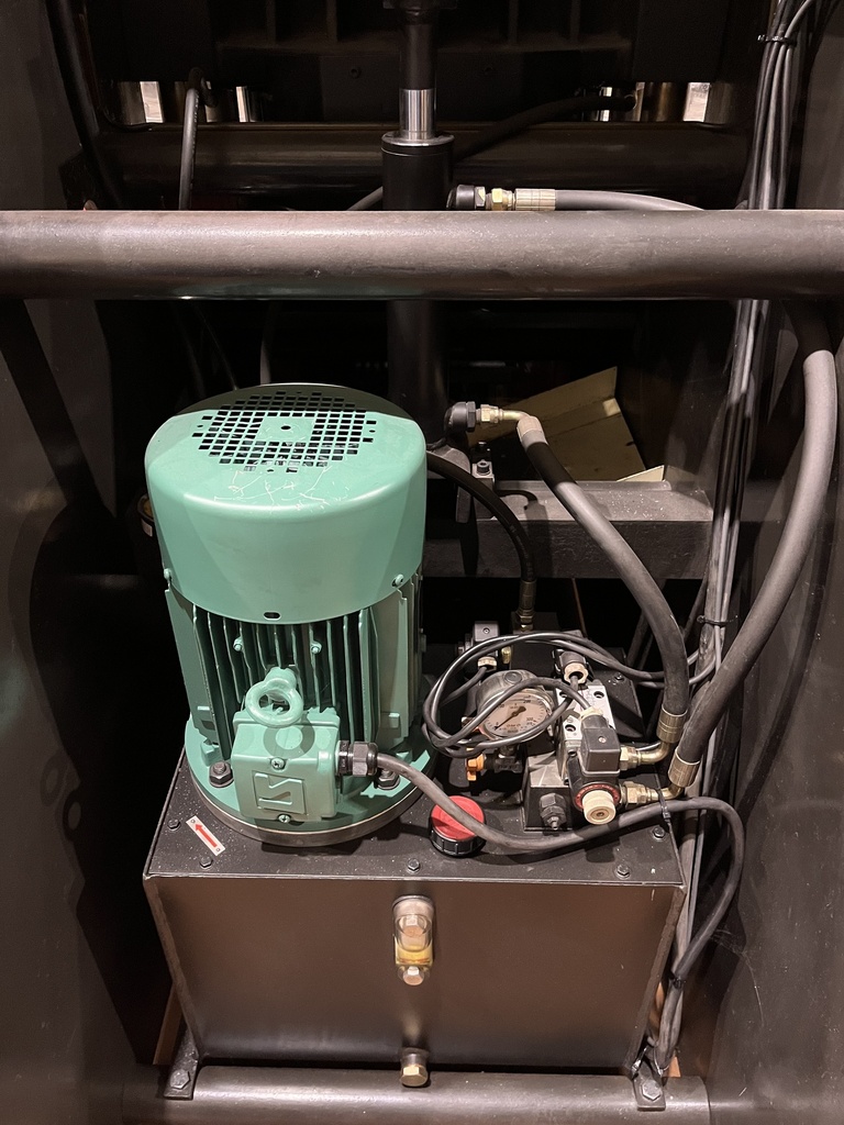 POINCONNEUSE GEKA PUMA 110 E/500 S780_2