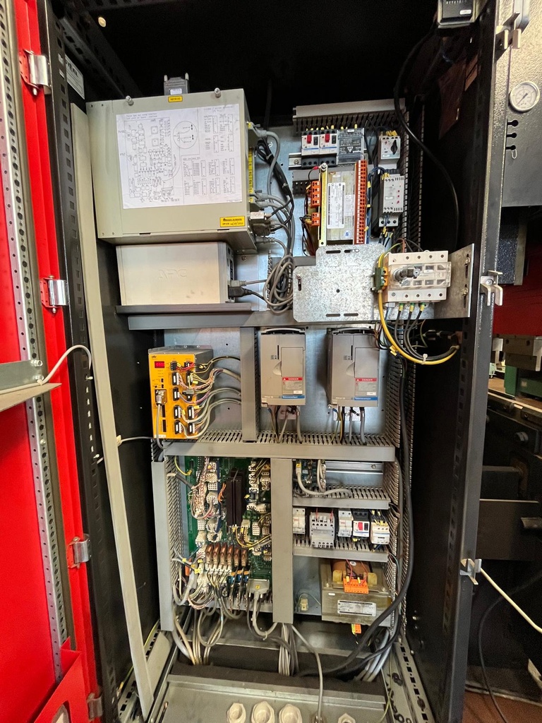 TOUR A COMMANDE NUMERIQUE PINACHO SMART 6 S827_2