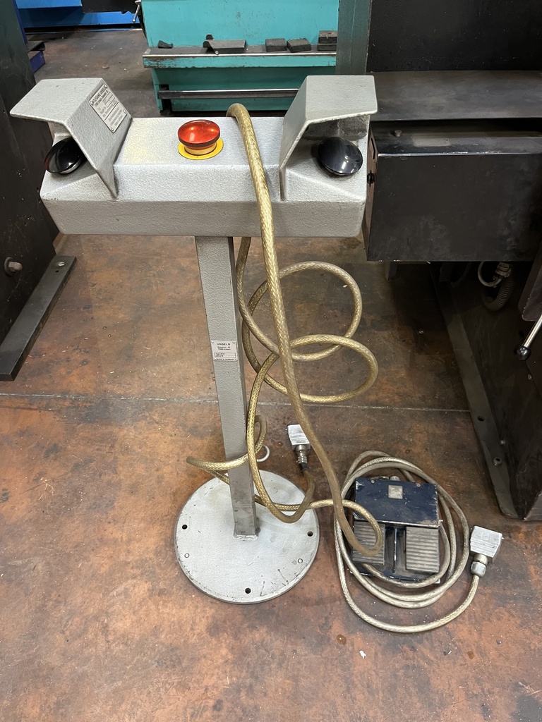 PRESSE PLIEUSE AMADA Type ITS 50-20