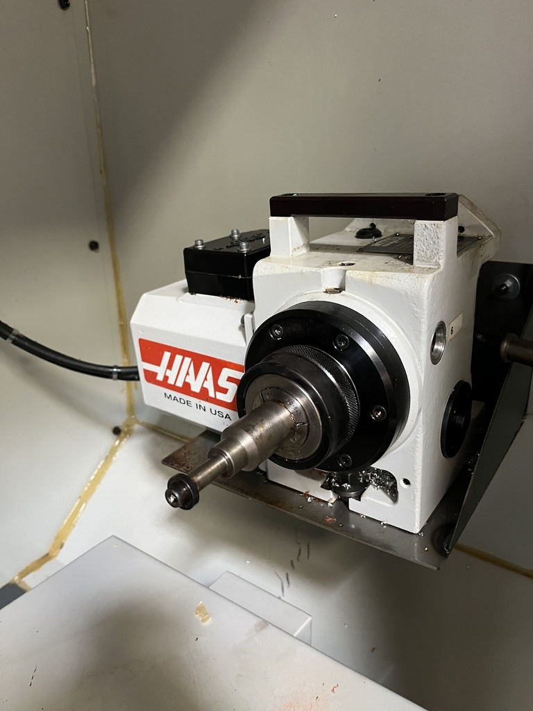 CENTRE D'USINAGE VERTICAL REALMECA Type RV 3