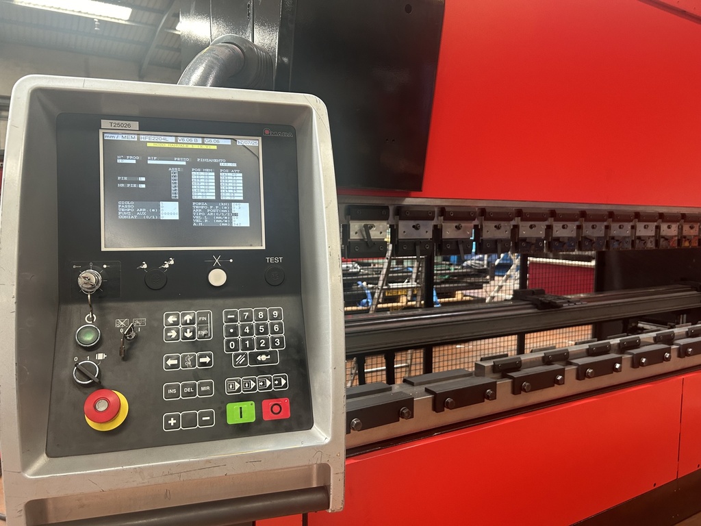 PRESSE PLIEUSE AMADA HFE 220-4L