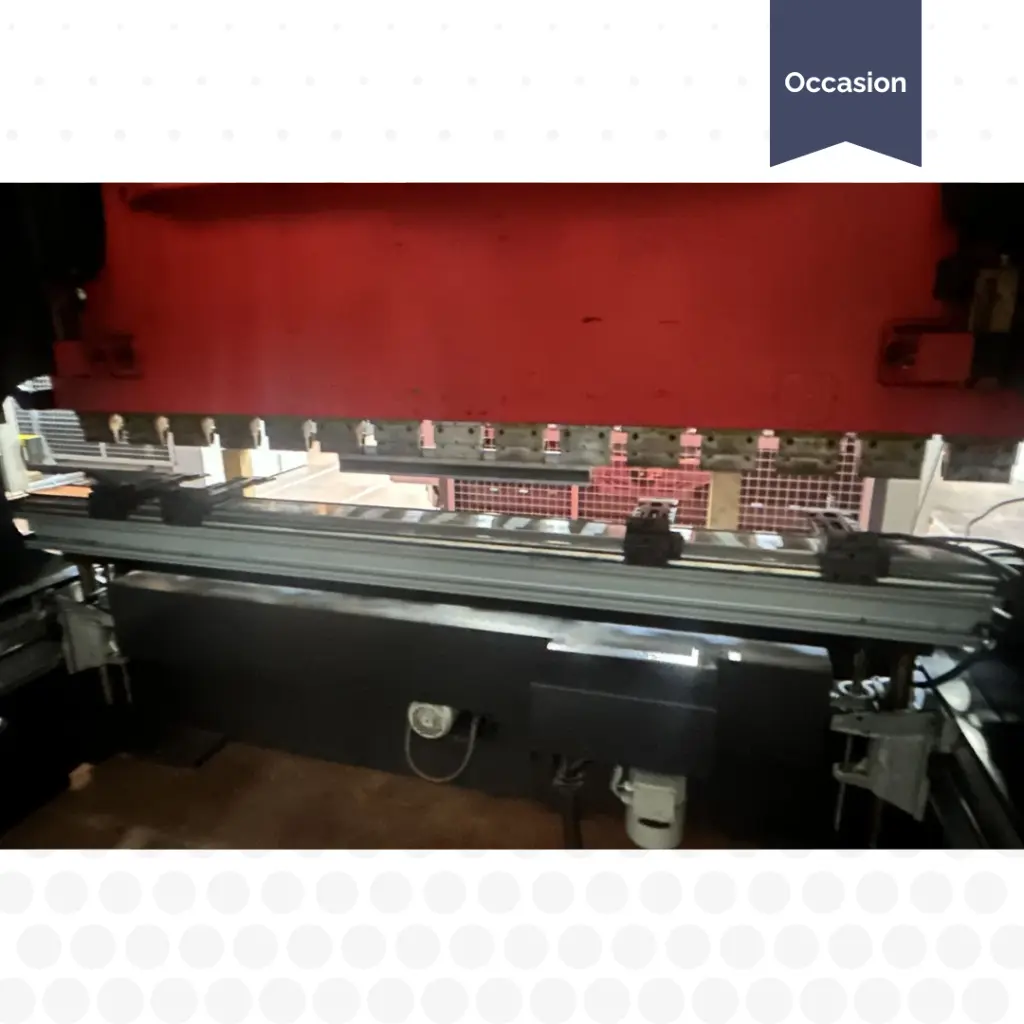 PRESSE PLIEUSE CNC AMADA HFE M2 1303 (6).webp