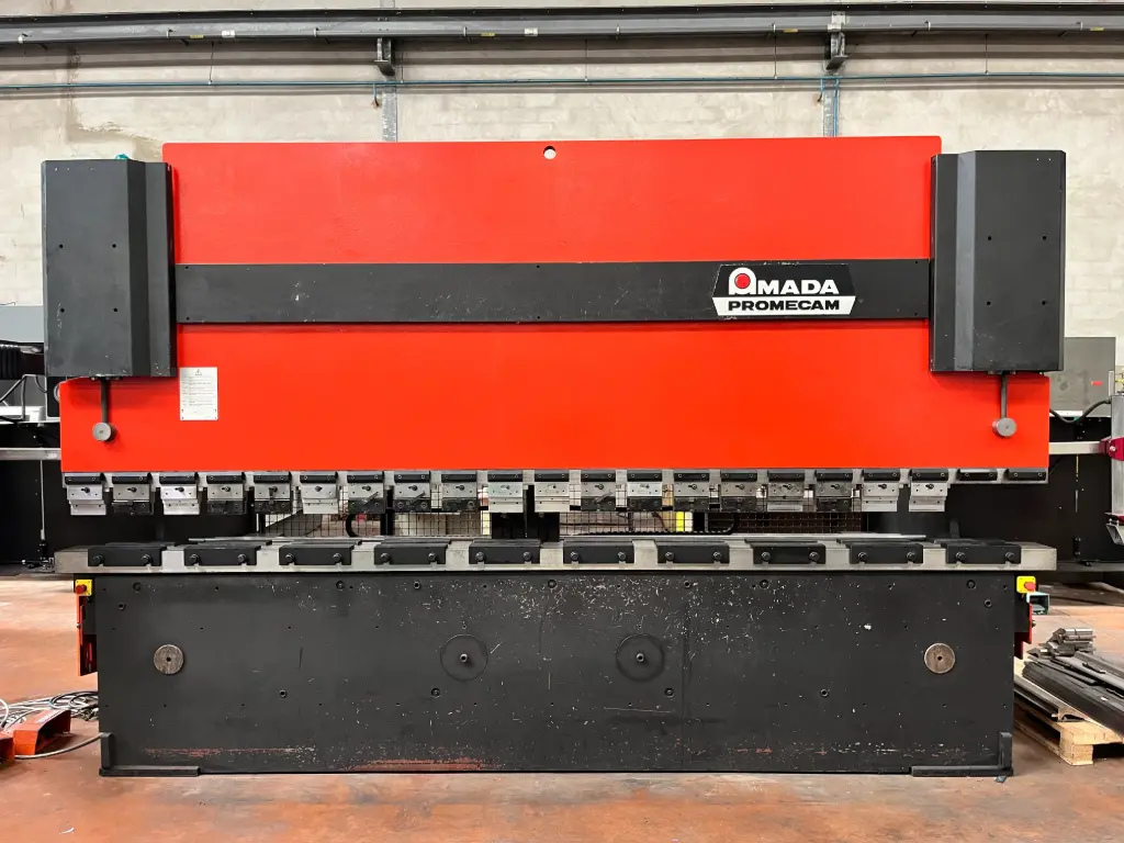 PRESSE PLIEUSE CNC AMADA HFBO 125/4