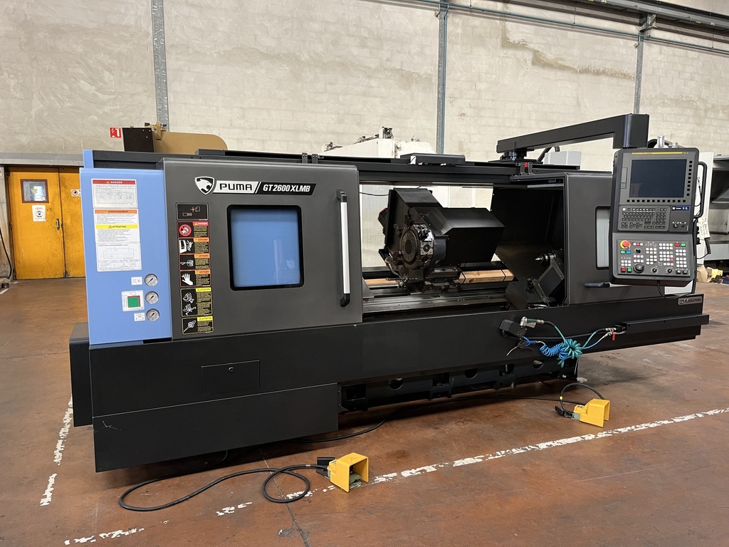 TOUR CNC DN SOLUTIONS TYPE GT2600 XLMB