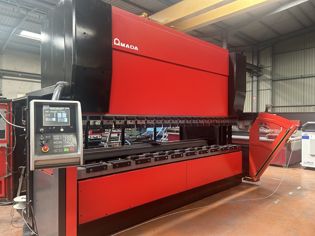 PRESSE PLIEUSE AMADA HFE 220-4L