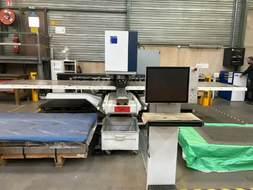 [T25070] POINCONNEUSE TRUMPF Type TRU PUNCH 2000
