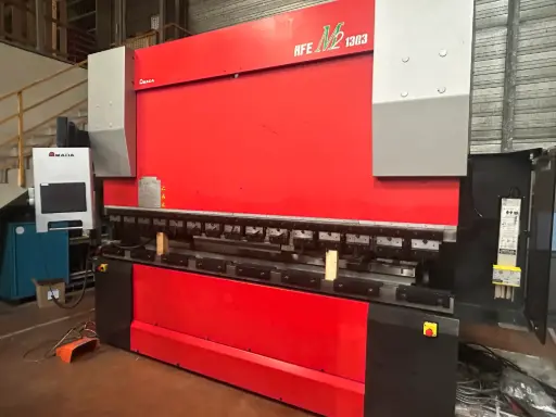 [T24066] PRESSE PLIEUSE CNC AMADA HFE M2 1303